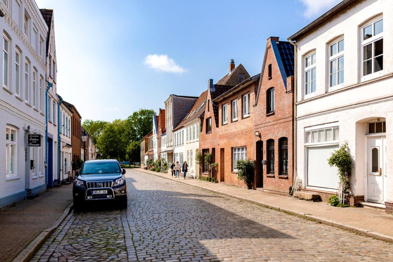 Altstadt Apartments Friedrichstadt Exteriör bild